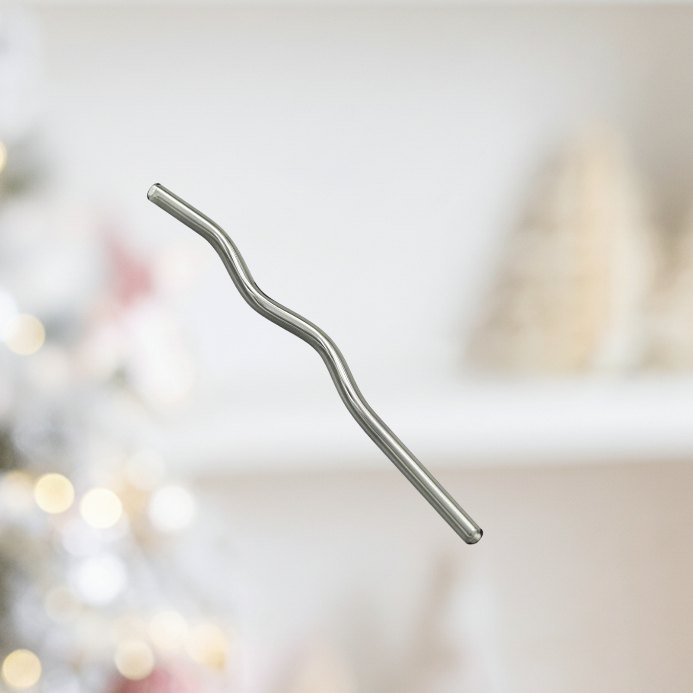 The Wavy Wonder Glass Straw