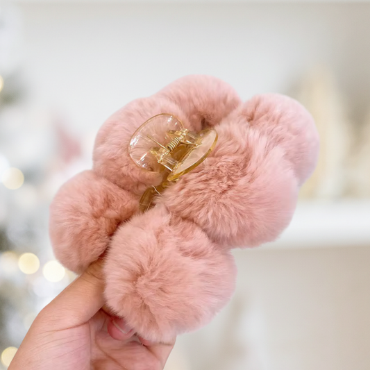The Luxe Oversized Fluffy Hair Claw