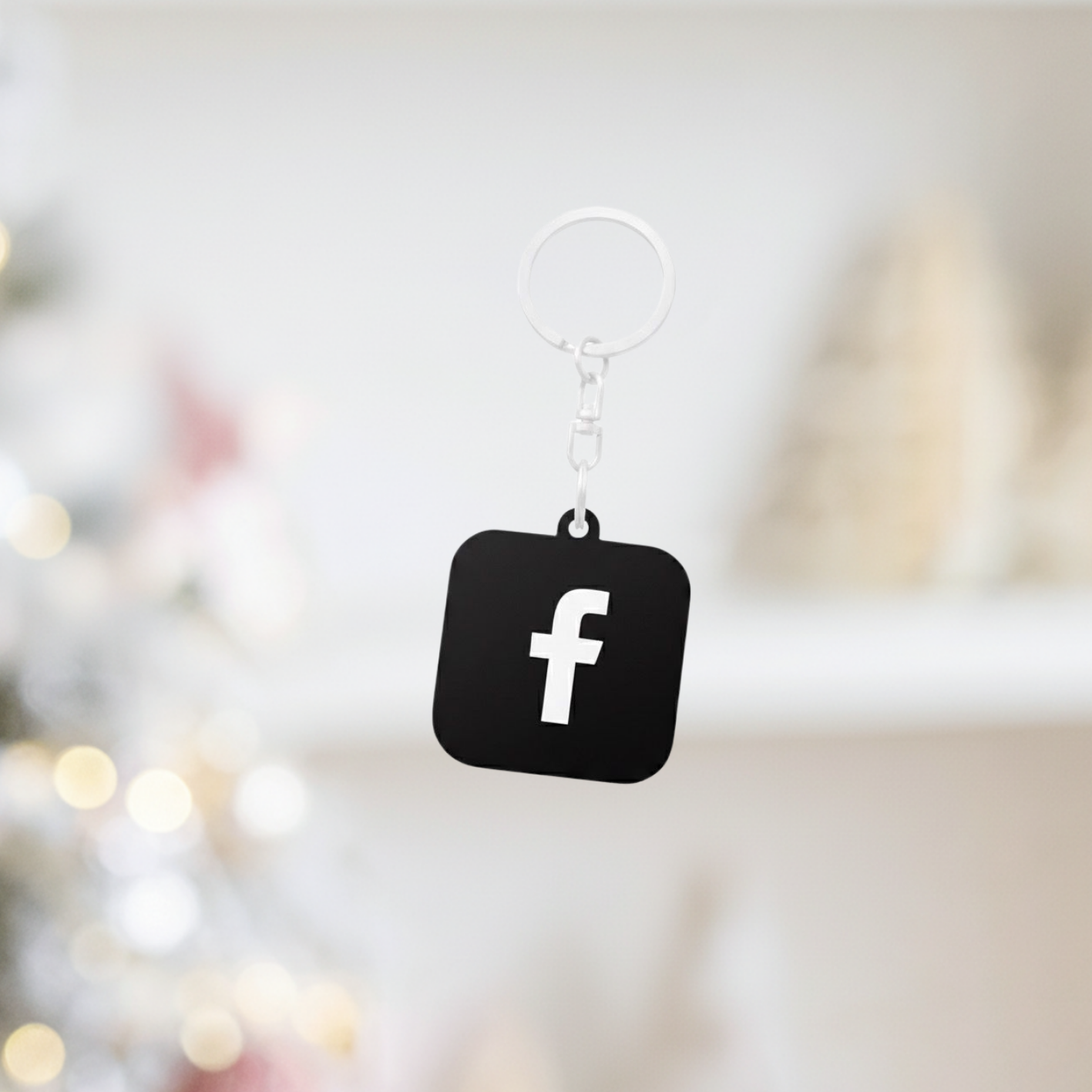 Customizable NFC Social Media Keychain (Instant Connection)